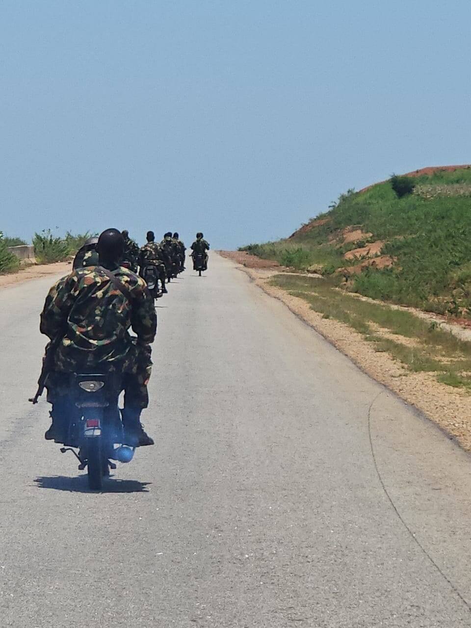 Troops arrest three suspected armed robbers, recover…