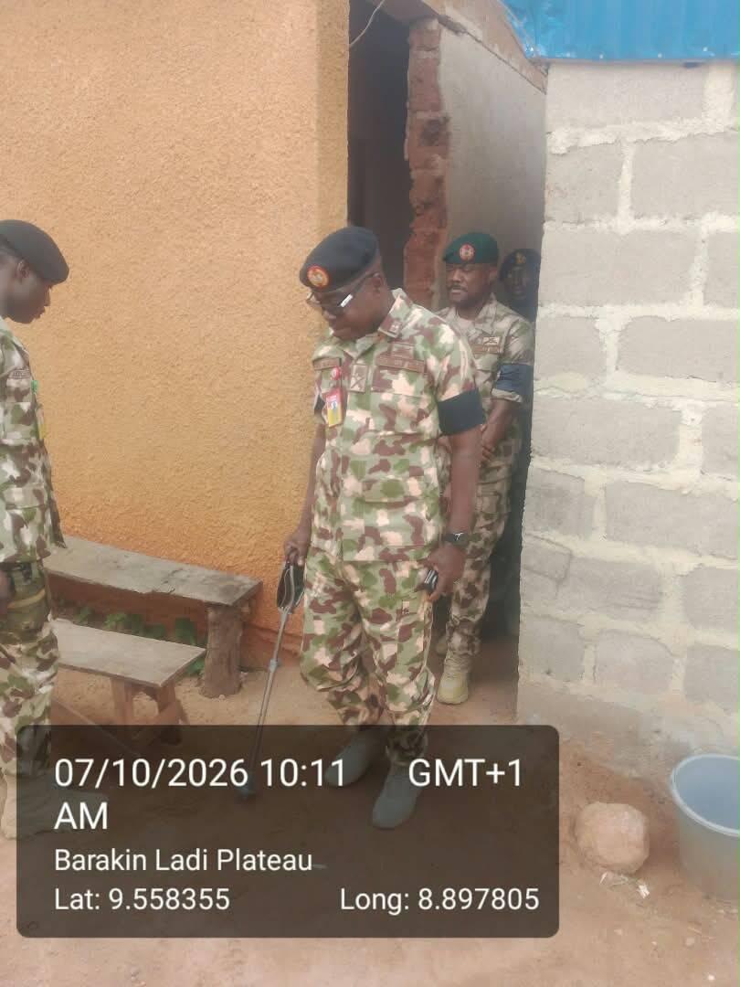GOC Dangana visits Sector 4 OPEP, inspects new soldiers’…