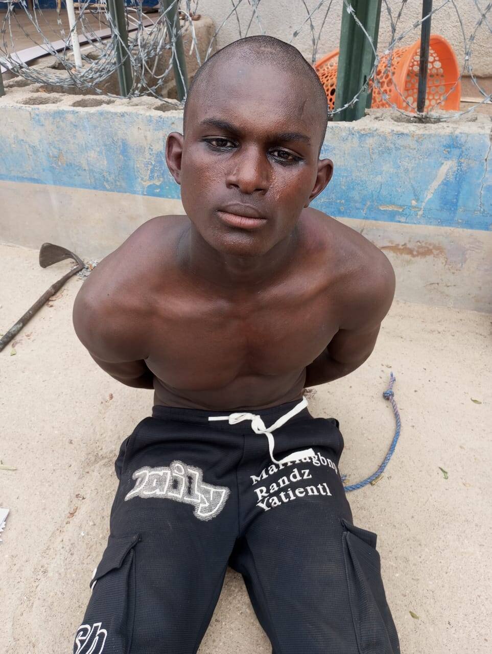 Troops arrest suspected ISWAP member, recover image…